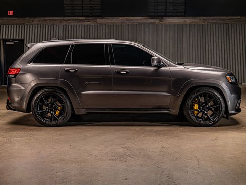 Used 2018 Jeep Grand Cherokee Trackhawk w/ Trailer Tow Group IV AWD/4WD image 10