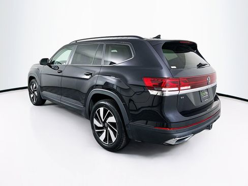 Used 2024 Volkswagen Atlas SE image 5