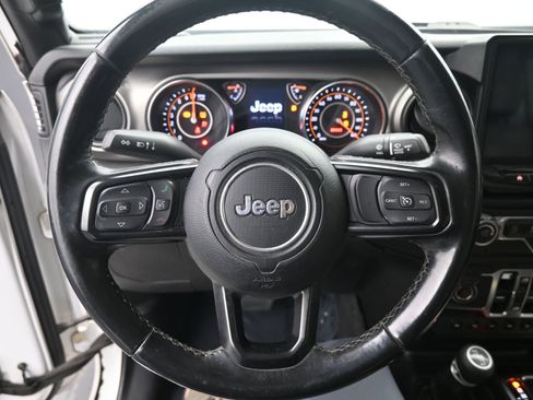 Used 2020 Jeep Gladiator Sport w/ Quick Order Package 24S AWD/4WD image 12