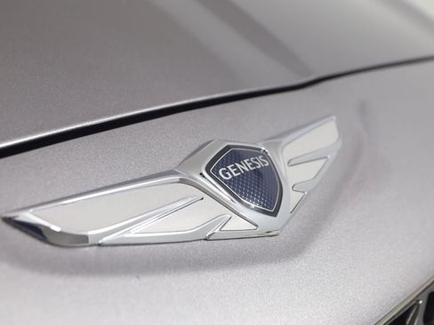 Used 2023 Genesis G70 2.0T w/ Sport Prestige Package AWD/4WD image 18