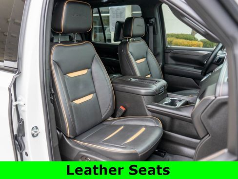 Used 2023 GMC Yukon AT4 w/ AT4 Premium Package image 9