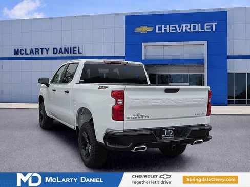 New 2026 Chevrolet Silverado 1500 Custom Trail Boss AWD/4WD image 4