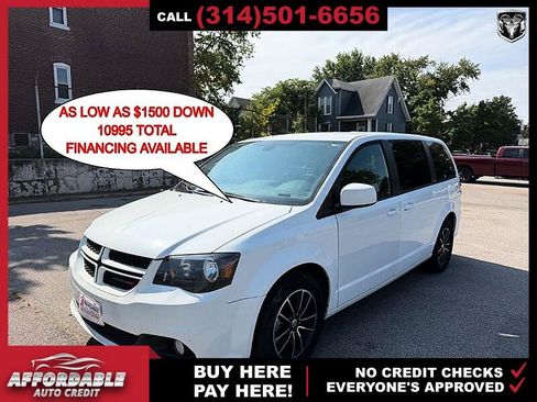 Used 2018 Dodge Grand Caravan GT FWD image 1