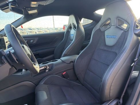 Used 2025 Ford Mustang Dark Horse image 11