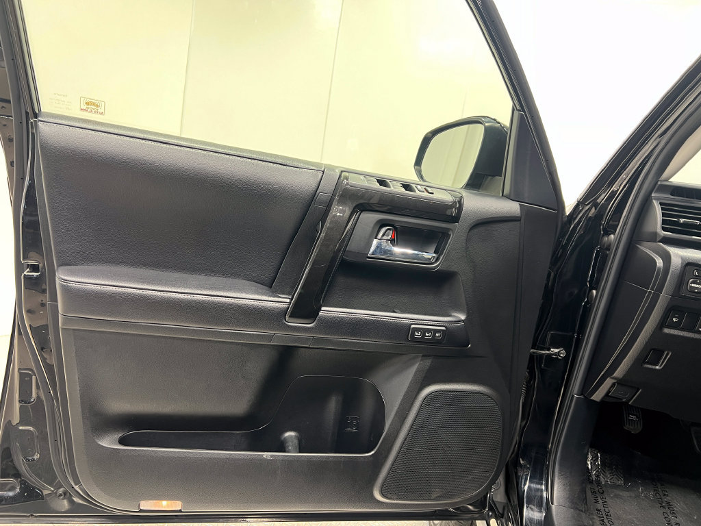 Used 2019 Toyota 4Runner Limited AWD/4WD image 15