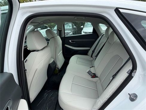 New 2026 Hyundai Sonata SE image 7