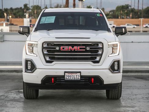 Used 2019 GMC Sierra 1500 AT4 w/ AT4 Premium Package image 3