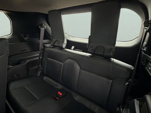 Used 2023 Mitsubishi Outlander SE AWD/4WD image 18