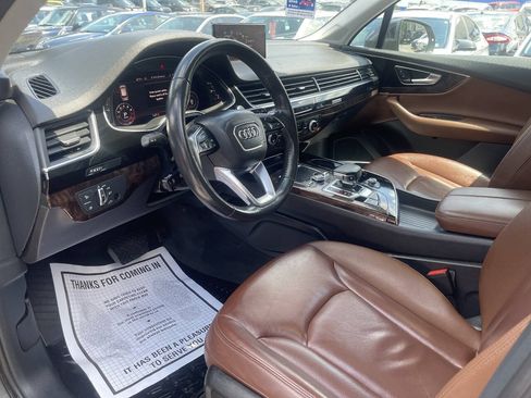 Used 2019 Audi Q7 3.0T Premium Plus w/ Premium Plus Package AWD/4WD image 10
