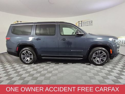 Certified 2024 Jeep Wagoneer Series II w/ Flexible Seating Group AWD/4WD image 3