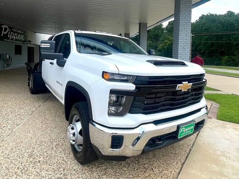 New 2025 Chevrolet Silverado 3500 W/T w/ WT Convenience Package AWD/4WD image 1