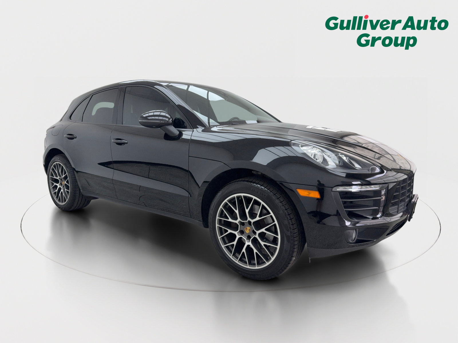 Used 2018 Porsche Macan Sport Edition AWD/4WD image 12
