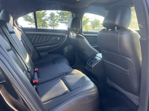 Used 2014 Ford Taurus SEL w/ Equipment Group 201A AWD/4WD image 13