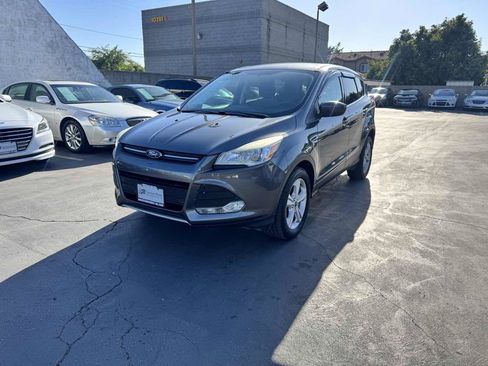 Used 2015 Ford Escape SE FWD image 11