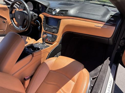 Used 2016 Maserati GranTurismo Convertible RWD image 31