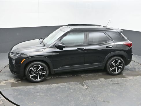Used 2022 Chevrolet TrailBlazer RS w/ Sun and Liftgate Package image 29