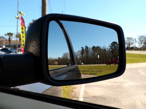 Used 2016 RAM 1500 Classic SLT image 24