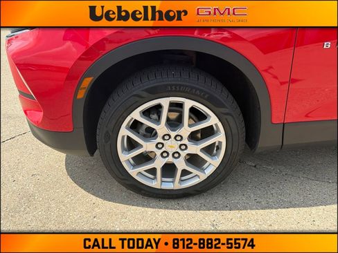 Used 2023 Chevrolet Blazer LT FWD image 14