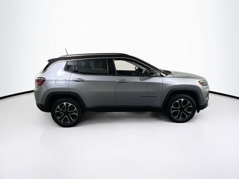 Used 2022 Jeep Compass Limited w/ Sun and Sound Group AWD/4WD image 4