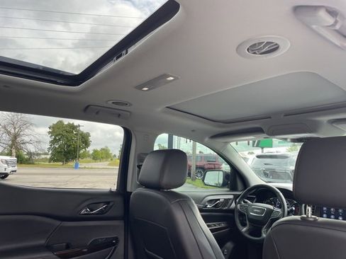 Used 2023 GMC Acadia AT4 w/ Technology Package image 22