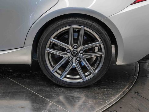 Used 2016 Lexus IS 200t RWD image 10