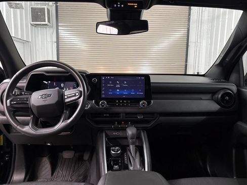 Used 2023 Chevrolet Colorado Trail Boss w/ Advanced Trailering Package AWD/4WD image 15
