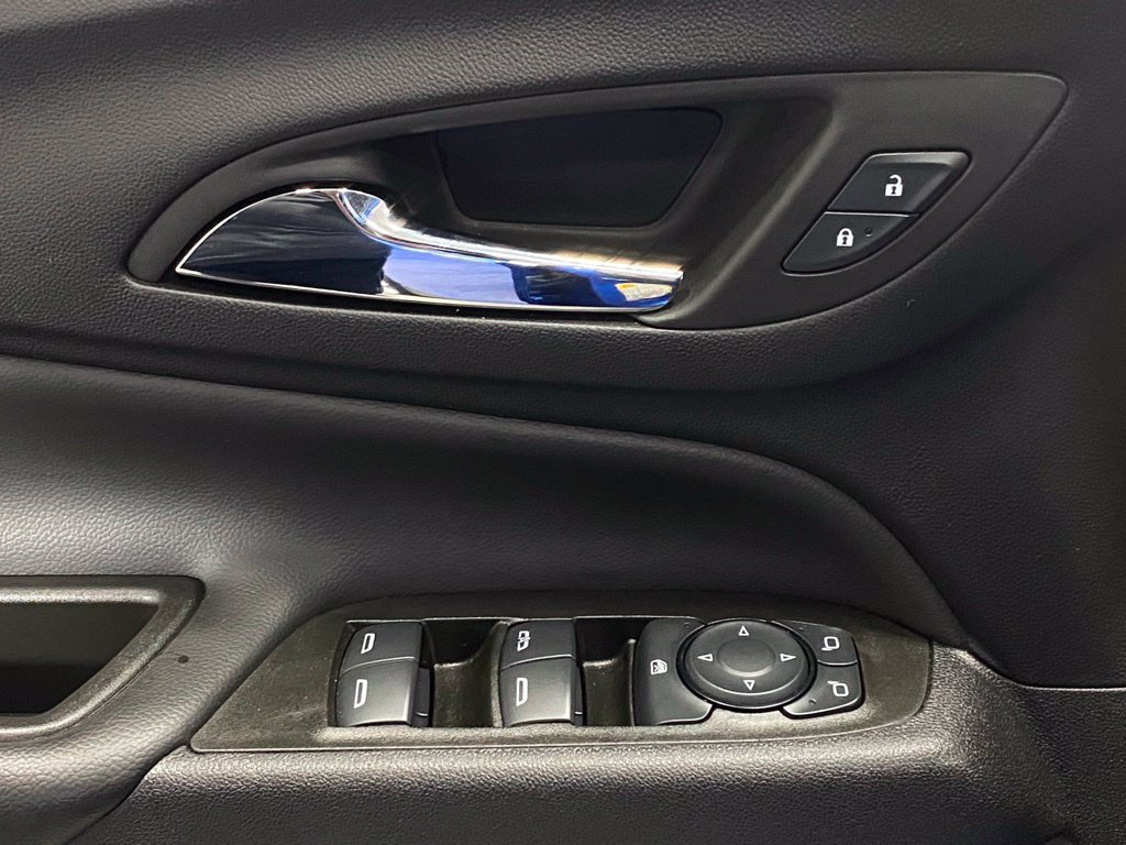 Used 2024 Chevrolet Equinox LT FWD image 13