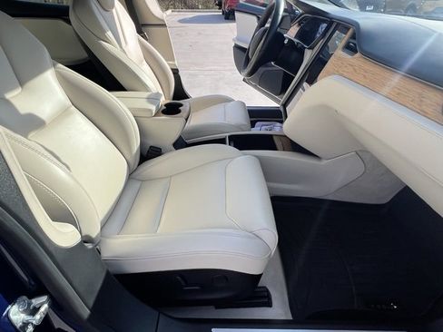 Used 2018 Tesla Model S 75D image 28