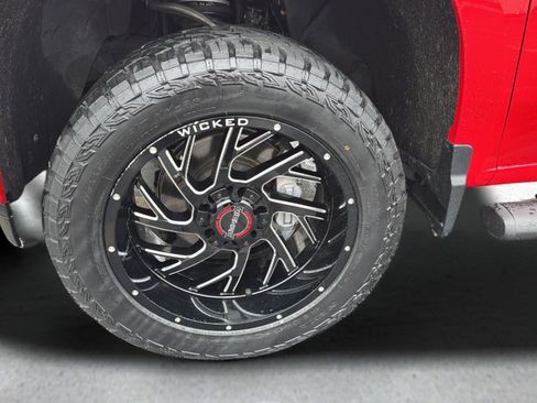 Used 2024 Chevrolet Silverado 1500 Custom RWD image 18