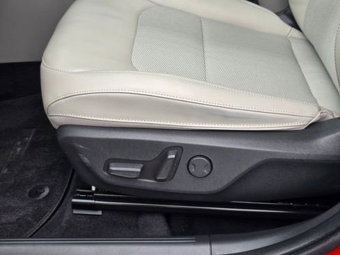 Certified 2023 Kia Niro Wind w/ Wind Preserve Package FWD image 25