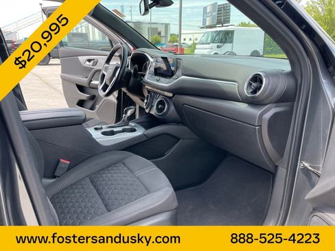 Used 2020 Chevrolet Blazer LT FWD image 19