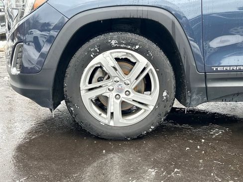 Used 2018 GMC Terrain SLE w/ Driver Convenience Package image 10