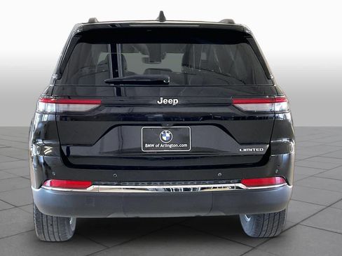 Used 2023 Jeep Grand Cherokee Limited RWD image 4