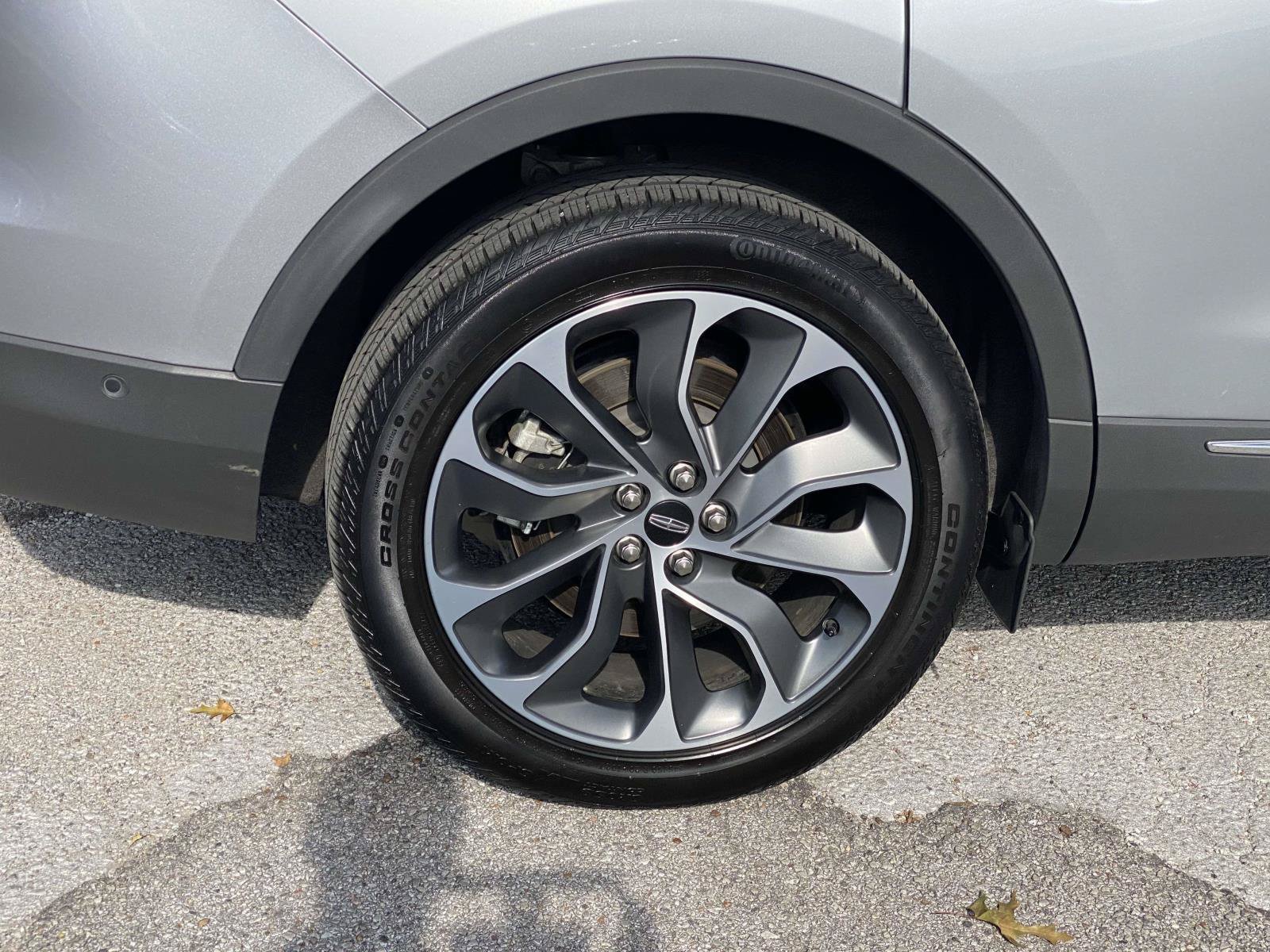 Certified 2022 Lincoln Nautilus Reserve w/ Equipment Group 201A AWD/4WD image 3