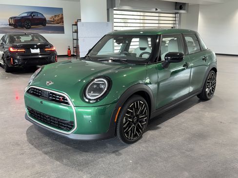 New 2026 MINI Cooper S FWD image 3