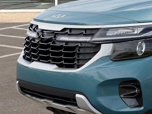 New 2026 Kia Seltos EX image 12