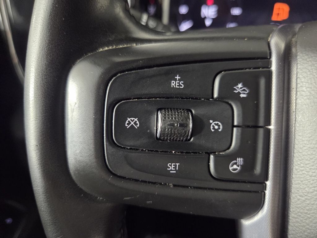 Used 2025 GMC Sierra 1500 SLT RWD image 18