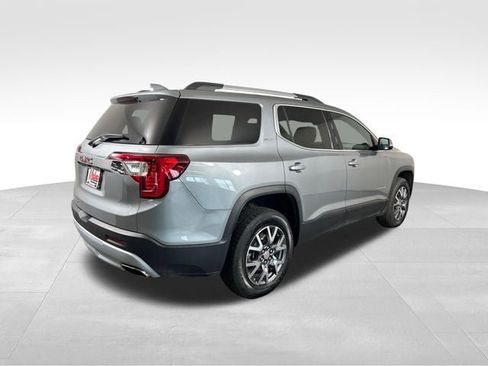 Used 2023 GMC Acadia SLT FWD image 7