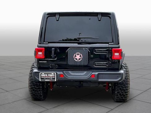 Used 2021 Jeep Wrangler Unlimited Rubicon AWD/4WD image 5