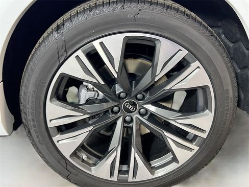 New 2026 Audi Q8 Premium Plus image 31