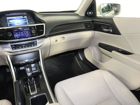 Used 2013 Honda Accord EX-L image 11