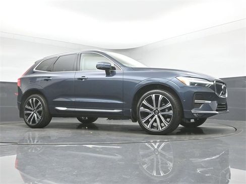 Used 2023 Volvo XC60 B5 Ultimate w/ Climate Package image 38