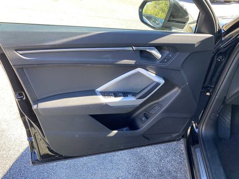 Used 2024 Audi Q3 2.0T Premium image 26