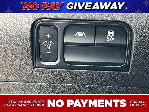 Used 2023 Kia Sorento LX image 39