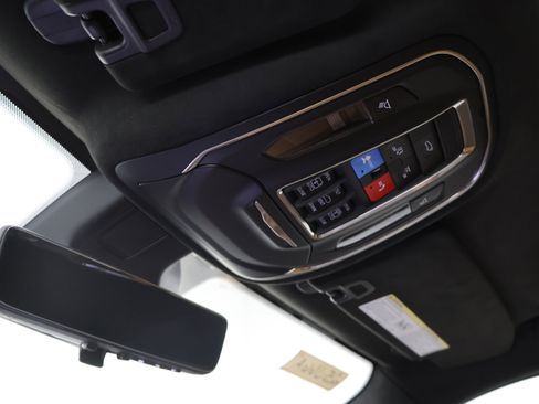 Used 2025 Jeep Grand Cherokee L Summit AWD/4WD image 13