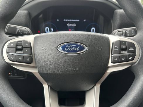 New 2026 Ford Explorer Active RWD image 24