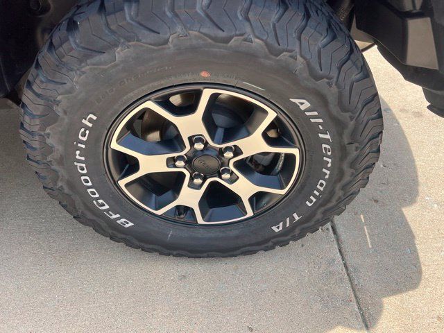 Used 2021 Jeep Wrangler Unlimited Rubicon w/ Dual Top Group AWD/4WD image 10