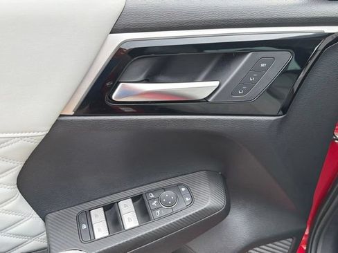 Used 2023 Mitsubishi Outlander SEL FWD image 20