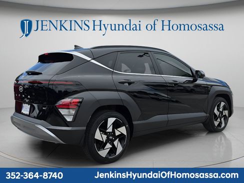 New 2026 Hyundai Kona Limited FWD image 4