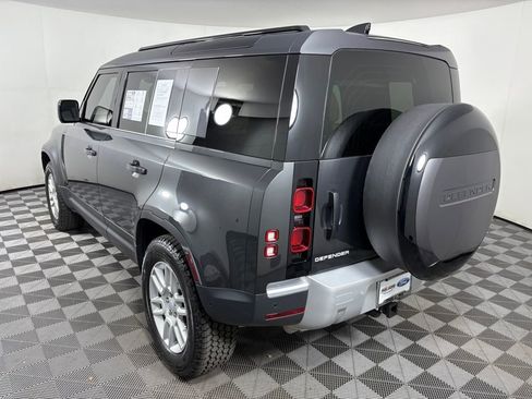 Used 2025 Land Rover Defender 110 S image 5